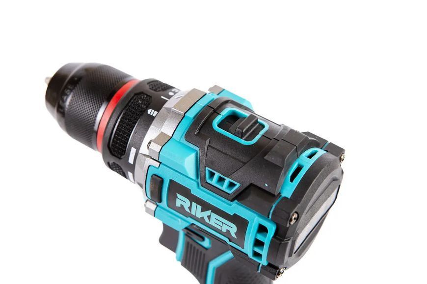 Аккумуляторный шуруповерт RIKER RCD 20/55W MX, 20 В, 55 Нм, бесщеточный, 2 аккумулятора RK0004 фото