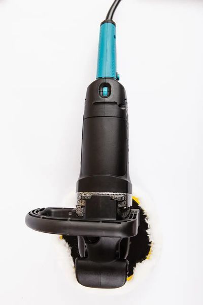 Полировальная машина RIKER RPM 2200, 2200 Вт, диск 180 мм, 0&ndash;3000 об/мин RK0057 фото
